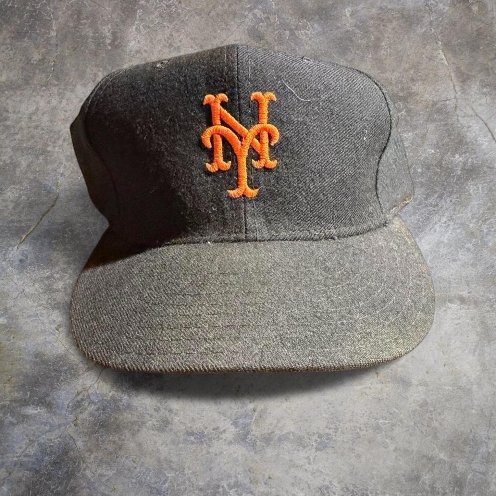 Vintage New Era New York Mets Cooperstown Collection 5950 fitted cap Size 7 1/2